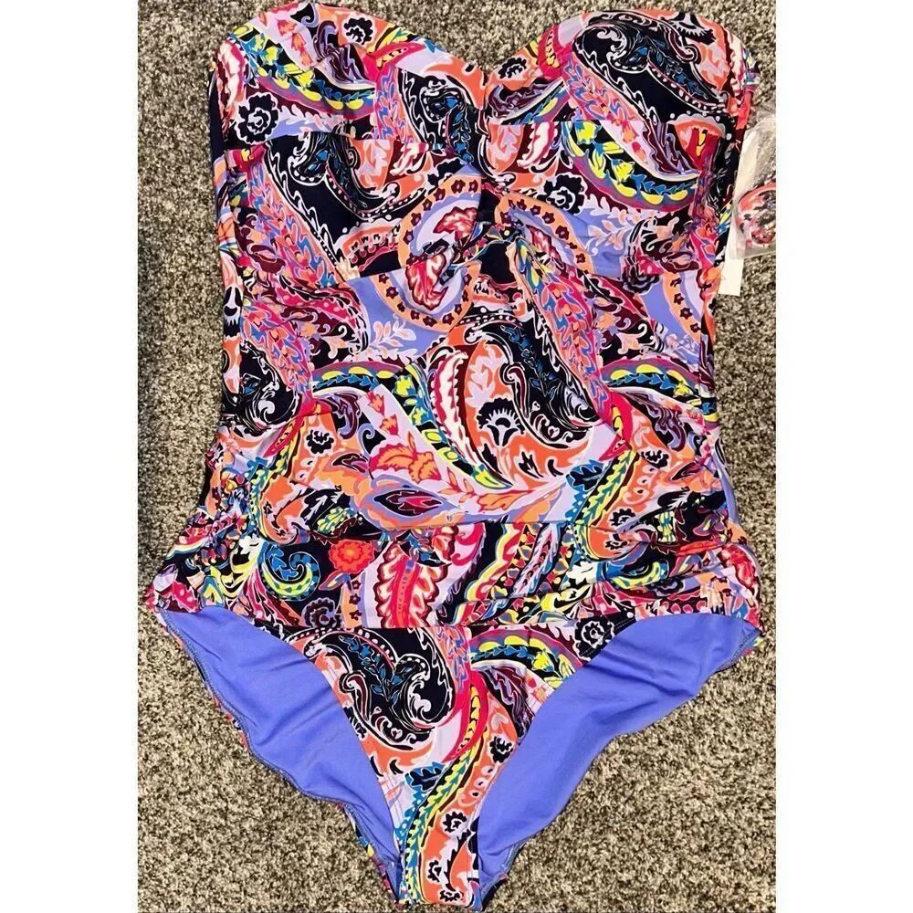 Anne Cole paisley print strapless one-piece swimsuit featuring ruched sides size